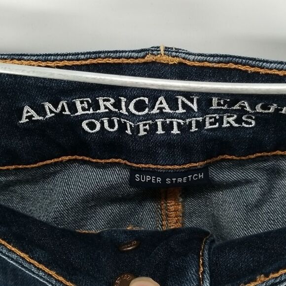 American Eagle Jeans Women's Size 4 Blue Washed Artist Crop Denim Super Stretch - Picture 8 of 10